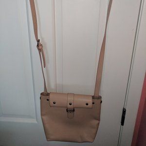 Universal Thread Tan Purse